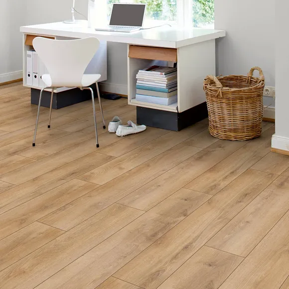 Natur Oak V-Groove Click Laminate Flooring